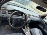 Mercedes E 270-5