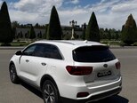 Kia Sorento-4