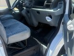 Ford Transit-10