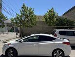 Hyundai Elantra-2
