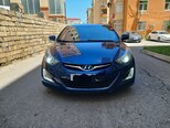 Hyundai Elantra-1