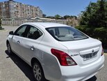 Nissan Sunny-6