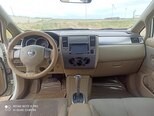 Nissan Tiida-3