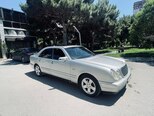 Mercedes E 240-7