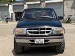Ford Explorer-3