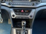 Hyundai Avante-7