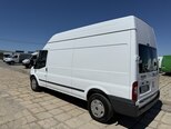 Ford Transit-21