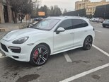 Porsche Cayenne Turbo S-2