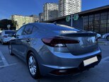 Hyundai Elantra-8