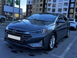 Hyundai Elantra-13