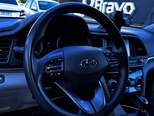 Hyundai Elantra-6