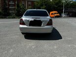 Mercedes E 220-2