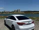 Hyundai Sonata-4