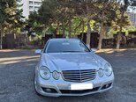 Mercedes E 220-2
