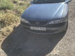 Opel Vectra-8