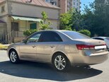 Hyundai Sonata-8
