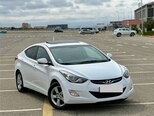 Hyundai Elantra-1