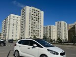 Kia Carens-3