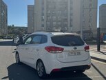 Kia Carens-5