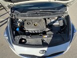Kia Carens-16