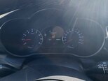 Kia Carens-14
