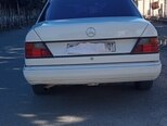 Mercedes E 220-4