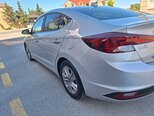 Hyundai Elantra-19