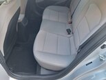 Hyundai Elantra-12