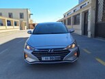 Hyundai Elantra-9