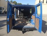 Ford Transit-6