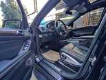 Mercedes GL 550 4MATIC-21