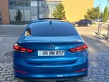 Hyundai Elantra-7