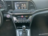 Hyundai Elantra-18
