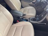 Hyundai Elantra-13