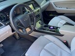 Hyundai Sonata-12