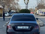 Mercedes E 300-4