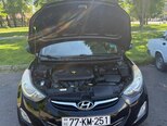 Hyundai Elantra-9