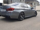 BMW 528-9