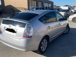 Toyota Prius-11