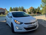 Hyundai Elantra-1