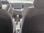 Kia Rio-4