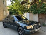 Mercedes 220 E-9