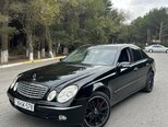 Mercedes E 270-1