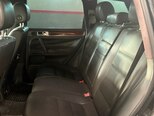 Volkswagen Touareg-4