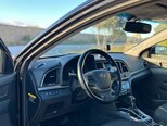 Hyundai Elantra-8