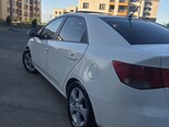 Kia Cerato-8