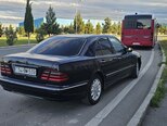 Mercedes E 220-7