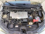 Toyota Prius-12