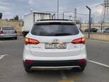 Hyundai Santa Fe-5