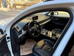 Audi Q7-5